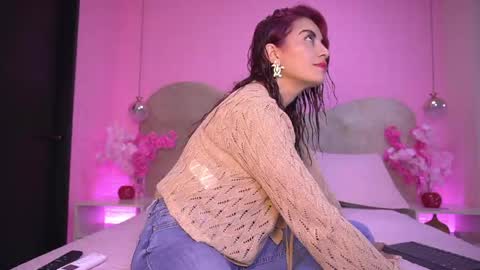 Zoe  online show from May 8, 2026, 3:34 am