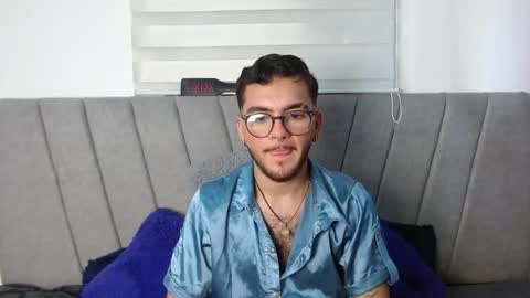 Snapshot of zac_golden chatting on October 19, 2025, 6:14 am Zack online show from October 19, 2025, 6:14 am