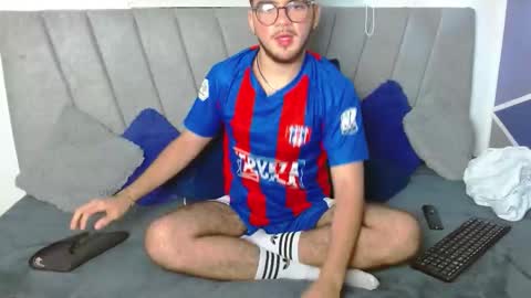 Snapshot of zac_golden chatting on October 24, 2025, 5:48 am Zack online show from October 24, 2025, 5:48 am