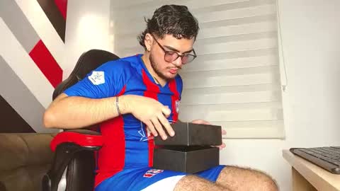 Zack  online show from February 12, 2026, 12:00 pm