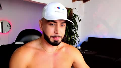 Zac  Jhordan online show from January 10, 2025, 3:37 pm