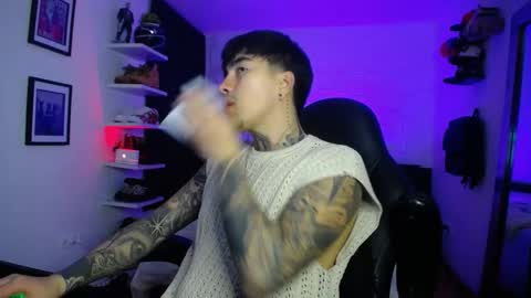 zac_muller1 online show from February 16, 2026, 5:03 am