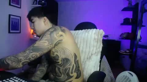 zac_muller1 online show from July 7, 2026, 5:32 am