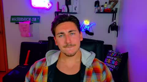 Zach Rhyder online show from September 18, 2025, 12:45 am