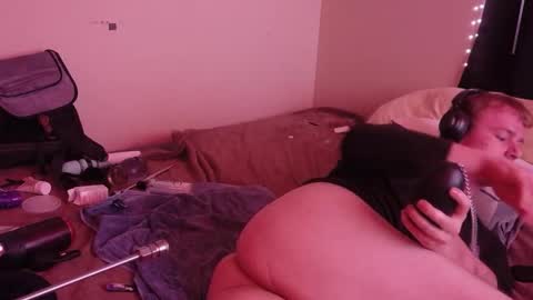 Zach Feels online show from October 11, 2025, 8:57 am