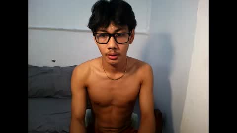 zack212003 online show from November 2, 2025, 4:37 am