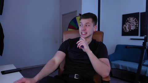 ZACK GILLIAN online show from May 27, 2026, 5:10 pm