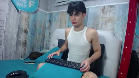 Snapshot of zackblitz444 chatting on January 14, 2026, 11:20 pm zack online show from January 14, 2026, 11:20 pm