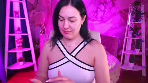 Zafiramoonn online show from March 12, 2026, 6:03 pm