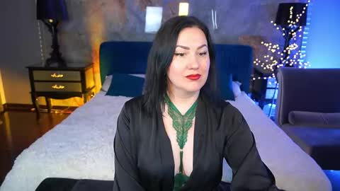 Zafiramoonn online show from May 16, 2026, 7:45 pm