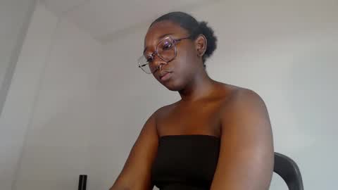 zahhy online show from February 21, 2025, 1:33 pm