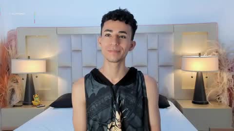 zahir_ashar online show from April 15, 2026, 2:13 pm