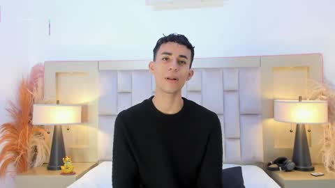 zahir_ashar online show from April 18, 2026, 7:07 pm