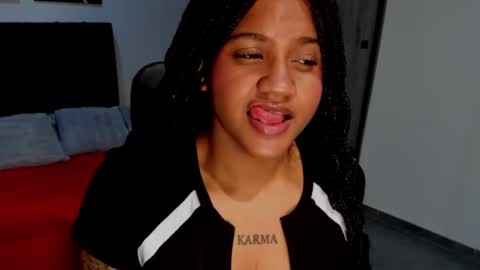 zahra_rose online show from September 30, 2025, 8:25 pm