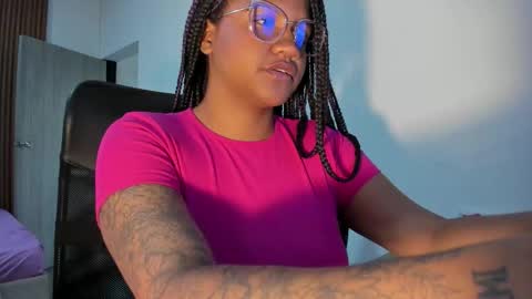 zahra_rose online show from December 13, 2025, 9:09 pm