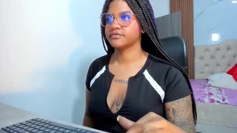 zahra_rose online show from December 19, 2025, 7:54 pm