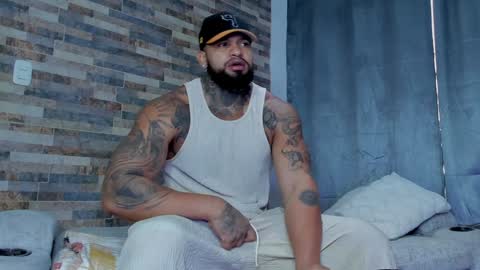 INSTAGRAM yormanfit7 online show from February 4, 2025, 12:55 pm