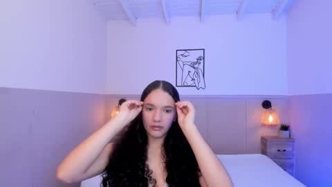 Zaira Pussy extreme online show from October 18, 2025, 7:47 pm
