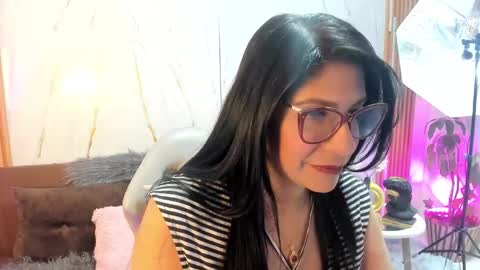 zamanthaa__ online show from October 16, 2025, 4:41 pm