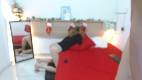 Snapshot of zammu_1992_ chatting on December 6, 2024, 7:56 pm Zamu online show from December 6, 2024, 7:56 pm