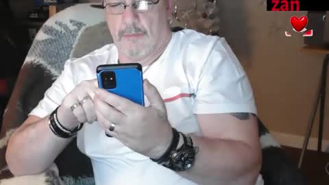 zander007 online show from October 21, 2025, 3:24 pm