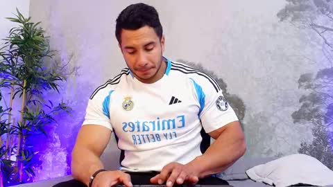 zanemaverick online show from November 22, 2025, 12:04 pm