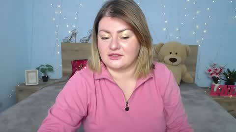 zannadreil online show from January 20, 2025, 7:04 pm