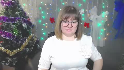 zannadreil online show from December 14, 2025, 7:07 pm