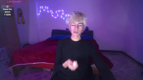 Tiiago Mallz online show from January 7, 2025, 2:42 am