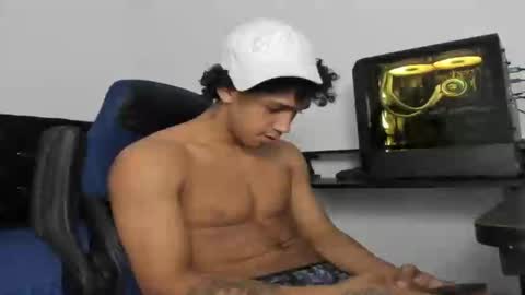 zanxley_ online show from January 9, 2025, 9:47 pm