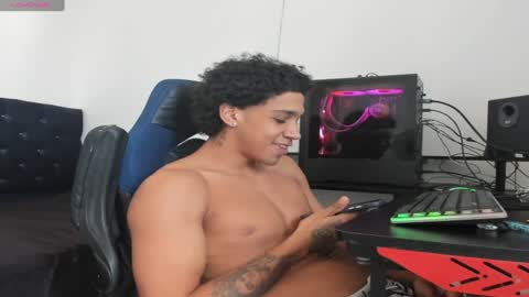 zanxley_ online show from January 29, 2025, 6:28 pm