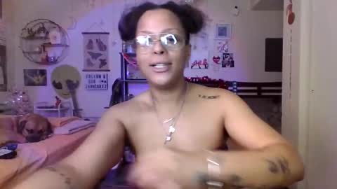 zanycakezzz online show from February 8, 2025, 2:04 am