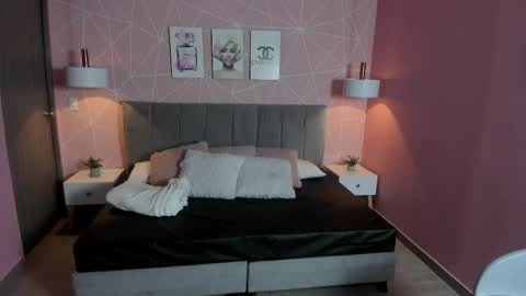 Snapshot of zara__sweet chatting on May 28, 2026, 3:09 pm Zara Sweet online show from May 28, 2026, 3:09 pm