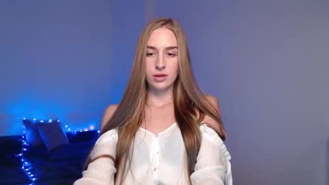 Zara online show from December 9, 2024, 10:09 pm