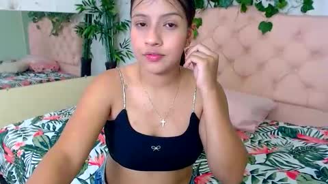 Snapshot of zara_cute18 chatting on March 7, 2026, 12:07 am Zara online show from March 7, 2026, 12:07 am