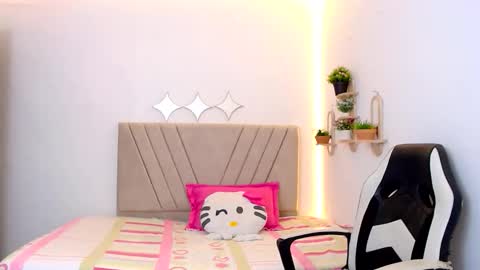 Snapshot of zara_cute18 chatting on May 30, 2026, 12:19 am Zara online show from May 30, 2026, 12:19 am