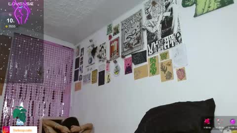Zara Flores online show from February 3, 2025, 2:14 am