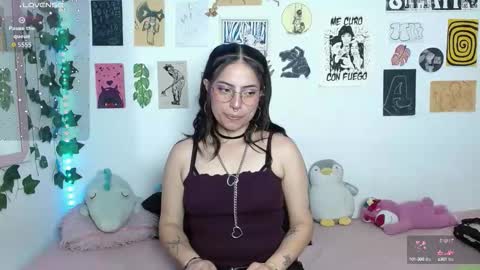 Zara Flores online show from September 20, 2025, 12:44 am