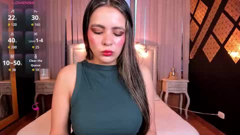 Snapshot of zara_smtih chatting on October 1, 2025, 11:05 am zara_smtih online show from October 1, 2025, 11:05 am