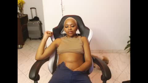 Snapshot of zarabby_skuirt chatting on January 11, 2025, 4:06 am Zarabby online show from January 11, 2025, 4:06 am