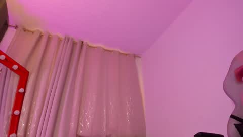 Zara . online show from January 9, 2026, 12:19 pm