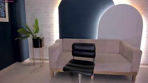 Zara  online show from May 31, 2026, 5:42 pm