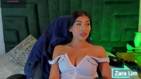 Zara Lim  online show from January 13, 2026, 6:24 pm