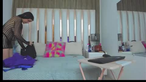 Snapshot of zaraycox chatting on November 3, 2025, 7:04 pm Zaraycox online show from November 3, 2025, 7:04 pm