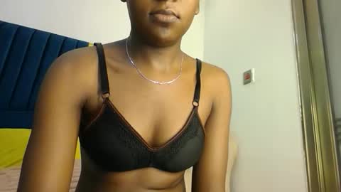 Snapshot of zariah011 chatting on April 1, 2026, 7:11 pm zariah online show from April 1, 2026, 7:11 pm