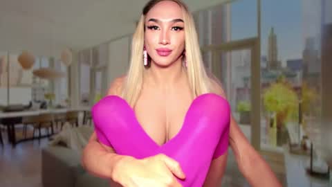 ZARINA online show from February 7, 2025, 1:15 am