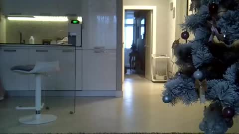 Zarina Swift online show from January 11, 2025, 9:57 am