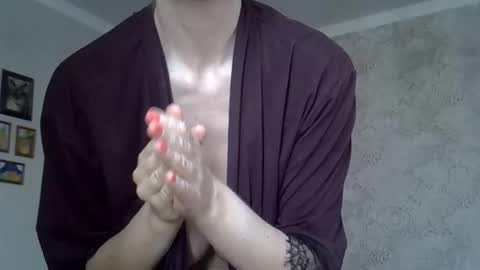 Zarina Swift online show from March 23, 2026, 5:11 am