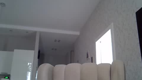 Zarina Swift online show from April 3, 2026, 9:29 am