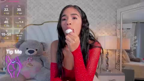 Snapshot of zaryjonnes chatting on December 4, 2025, 8:50 pm zaryjonnes online show from December 4, 2025, 8:50 pm